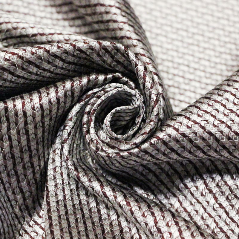 Jacquard 100% soie - Entrelacs blanc...