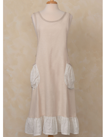 Patron McCall's 8598.A - Tabliers croisées style campagne