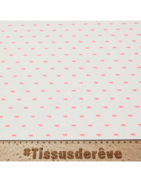 Toile de coton brodée - Bonhomme rose