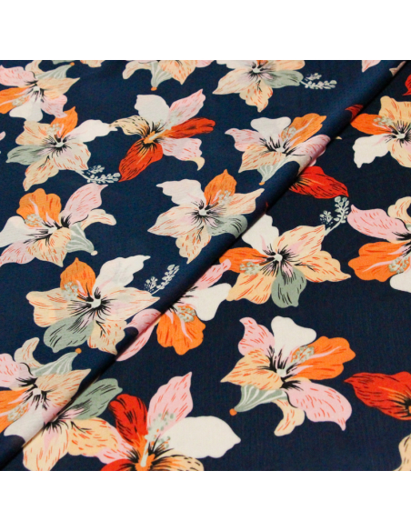 Satin crinckle - Fleurs multicolores fond bleu marine