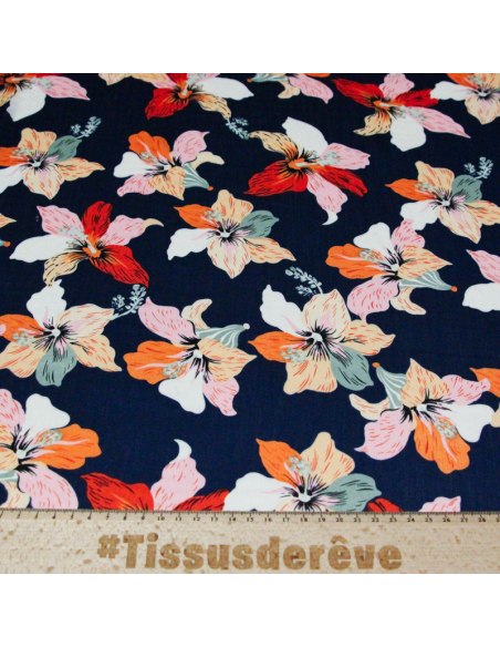 Satin crinckle - Fleurs multicolores fond bleu marine