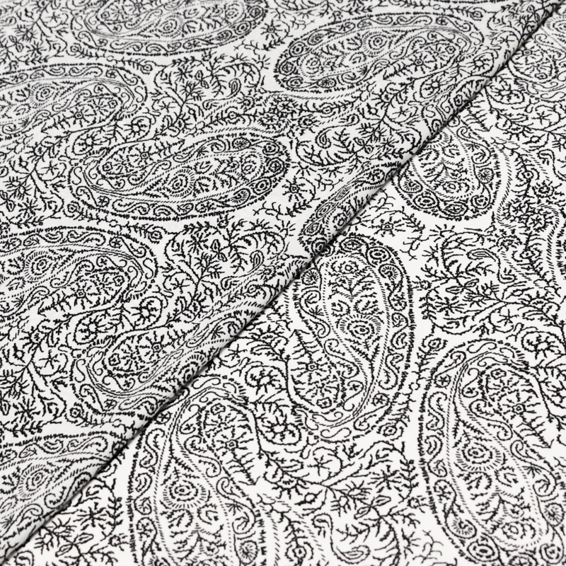 Javanaise imprimée - Paisley noir fond blanc