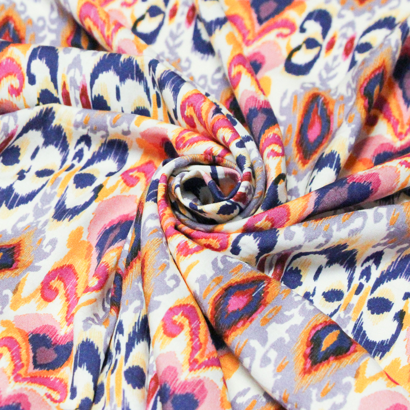 Étoffe 100% viscose - Ikat multicolore