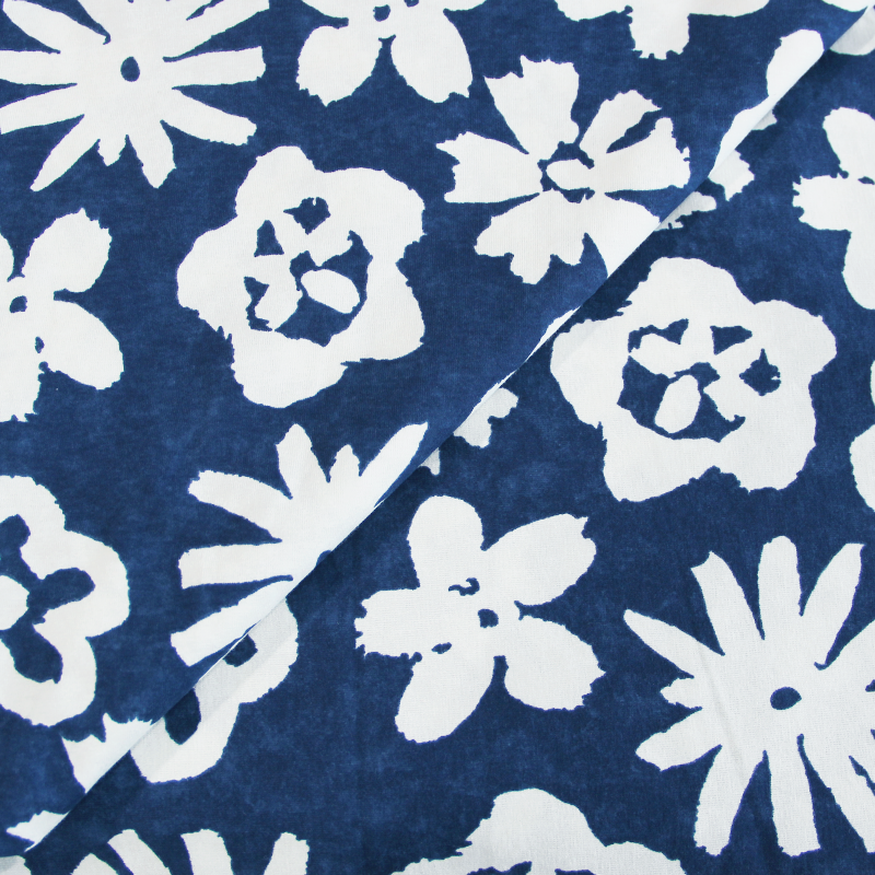 Jersey imprimé viscose & élasthanne - Fleurs blanches sur fond indigo