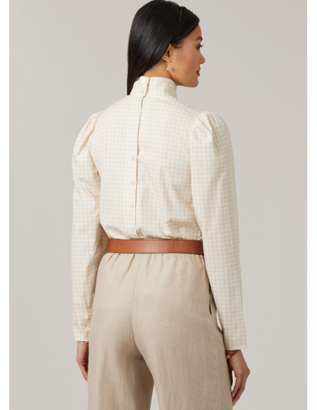 Patron McCall's 8620.A (34-42) - Blouses boutonnées élégantes