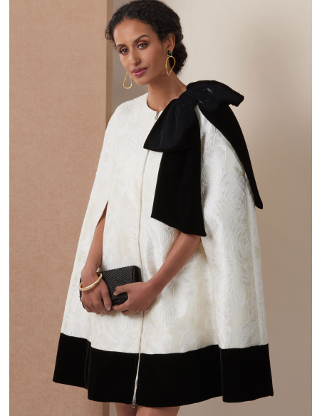 Patron Vogue 2133/U5 (44-52) - Cape courte & robe ajustée avec nœud amovible