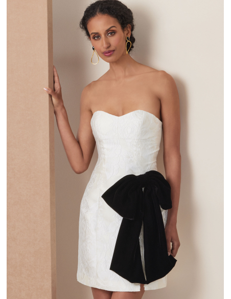 Patron Vogue 2133/U5 (44-52) - Cape courte & robe ajustée avec nœud amovible