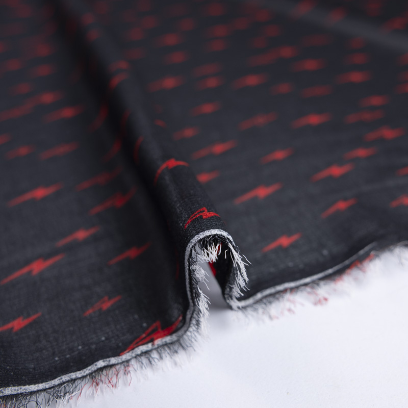 Georgette - Éclairs rouges