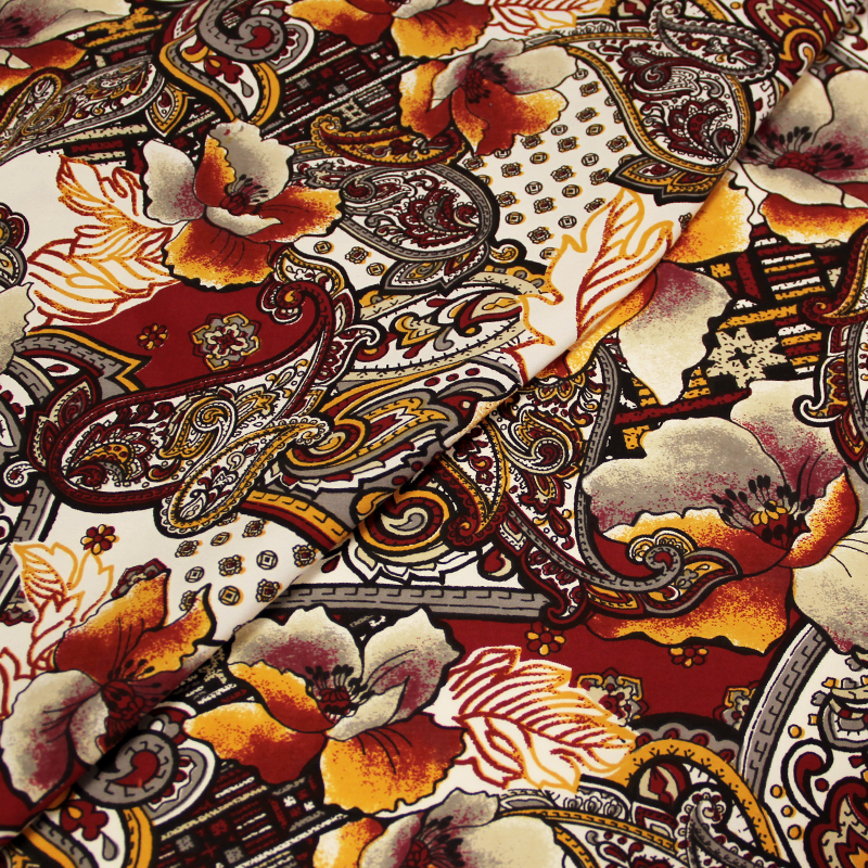 Gabardine fine de coton imprimée - Cachemire et fleurs de grenade
