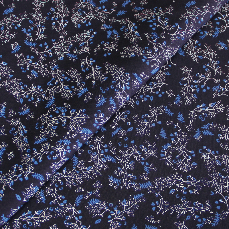 Popeline de coton imprimée - Feuillage bleu & pois blanc fond marine