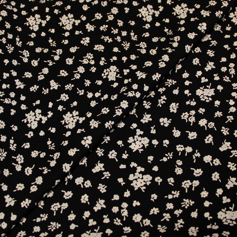Javanaise - Farandole de fleur blanche fond noir