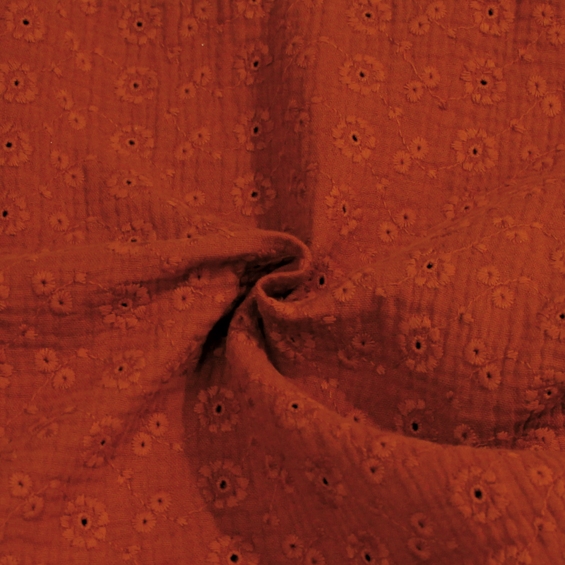 Broderie anglaise sur double gaze fleuri - Framboise