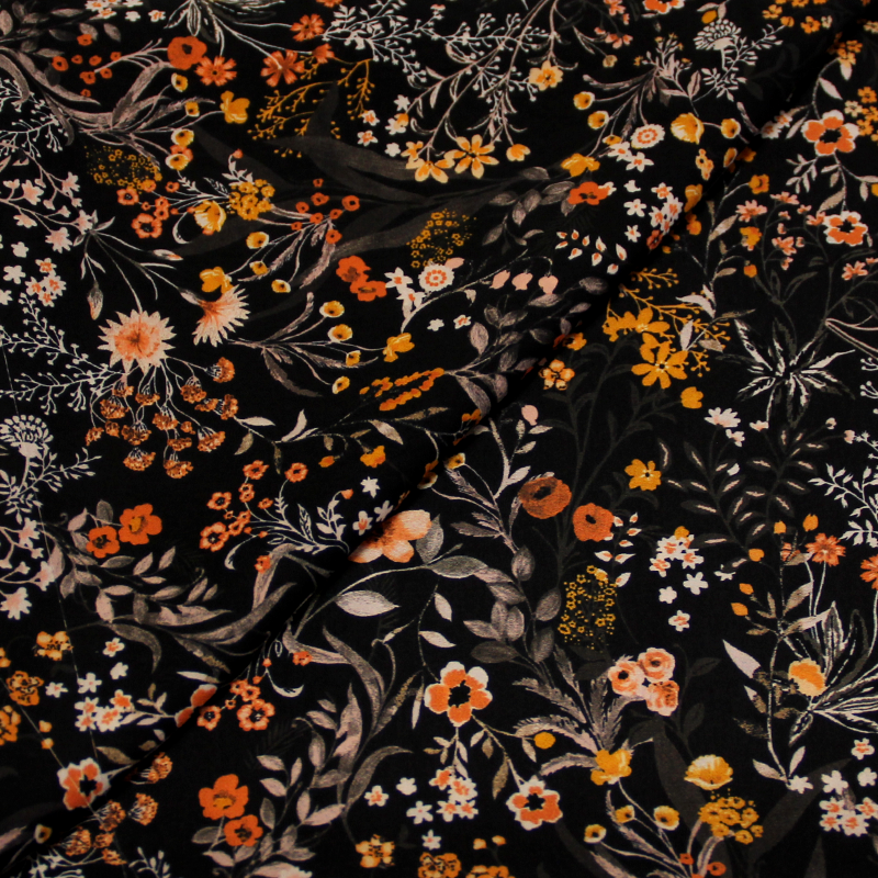 Javanaise - Camaïeu d'orange fleuri sur fond noir
