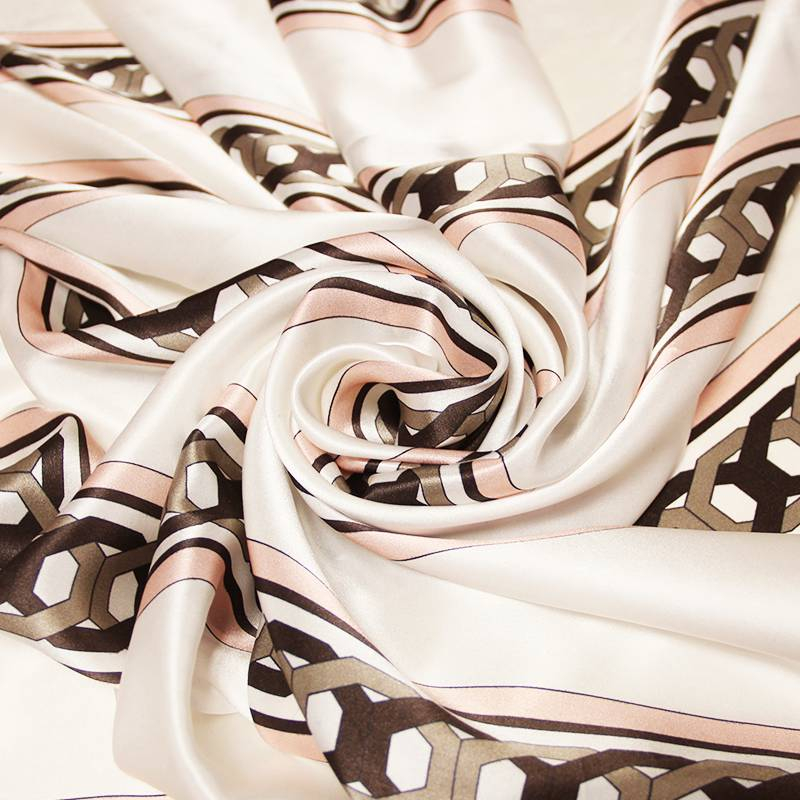 Satin de soie imprimé - Chaîne octogonale