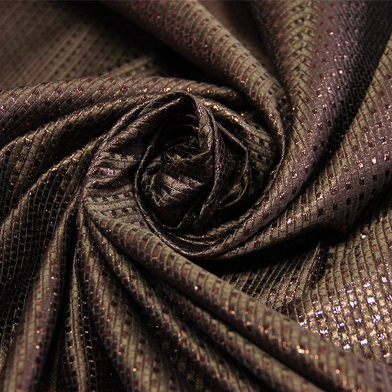 Tissu brocard - Carreau bronze scintillant fond marron clair