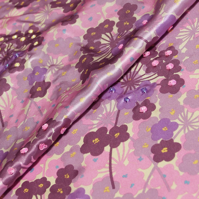 Satin brodé sequin 100% soie - Fleurs camaïeu de violet 