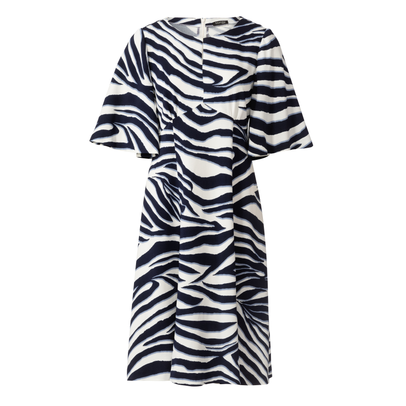 Patron Burda 6133 - Robes stylées avec jupe virevoltante