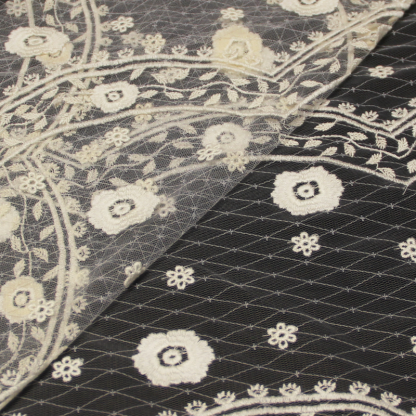 Résille brodé - Fleuri écru 2