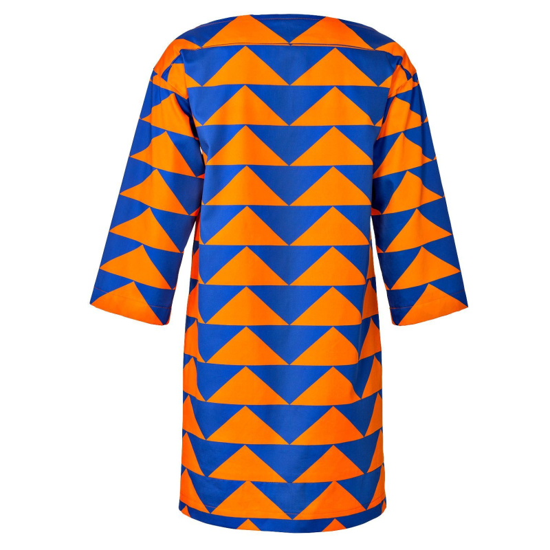 Patron Burda 5925 - Robes de coupe droite avec une encolure bateau