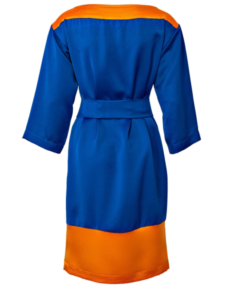 Patron Burda 5925 - Robes de coupe droite avec une encolure bateau