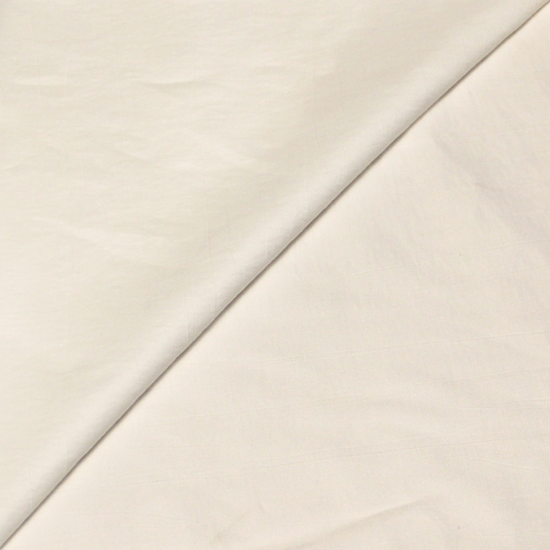 Gabardine fine 100% viscose froissé - Blanc cassé