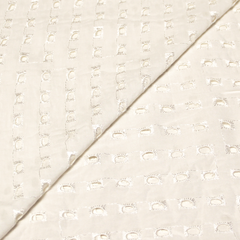 Broderie anglaise 100% coton - Petit carré