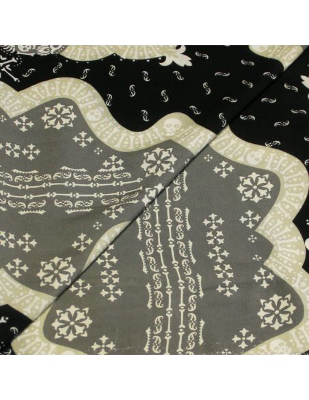 Étoffe 100% viscose - Tête de mort cadré