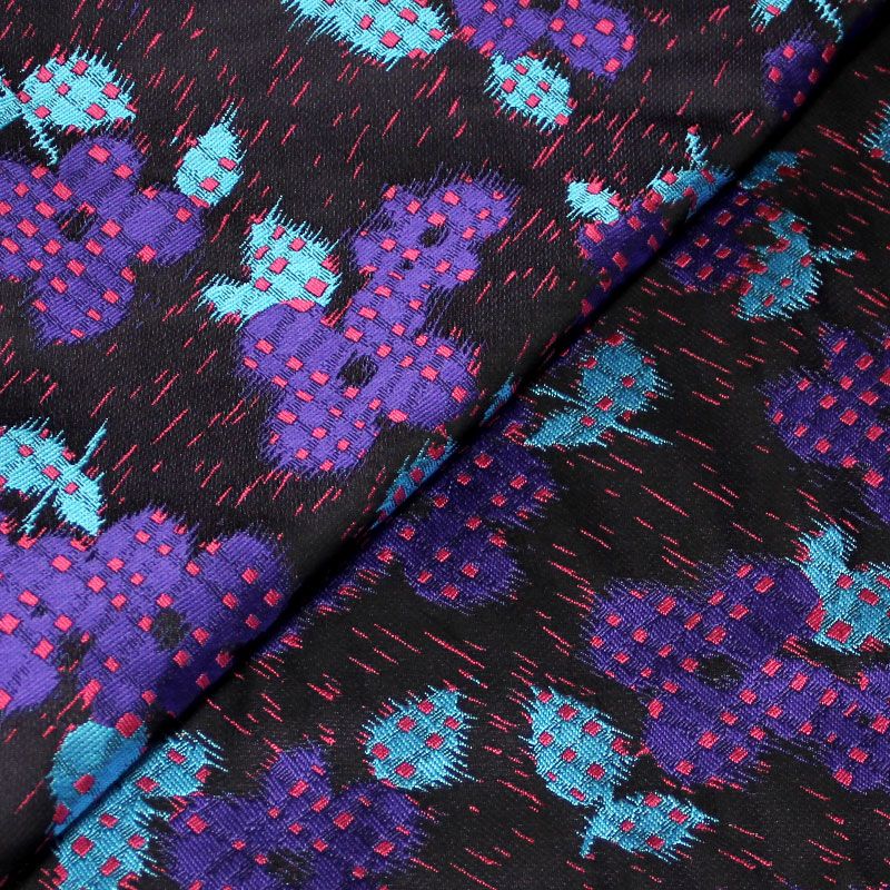 Jacquard - Fleuri violet à pois rose fond noir