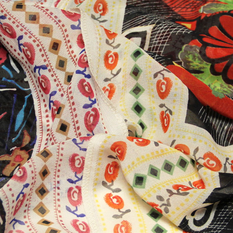 Patchwork georgette - Carré fleuri