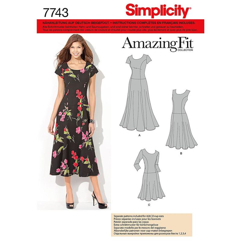 Patron Simplicity 1537.AA - Robe