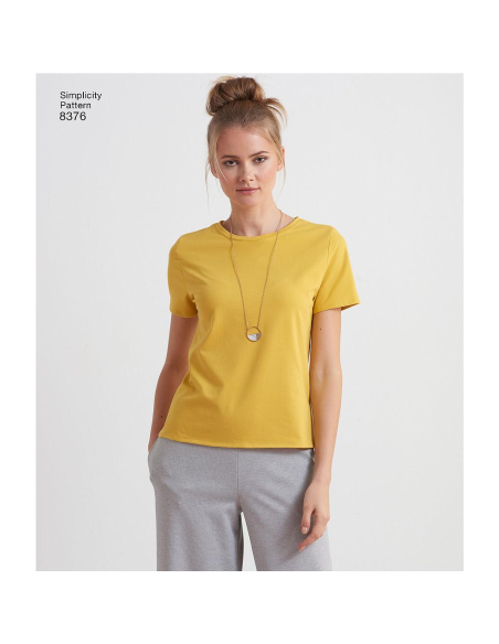 Patron Simplicity 8376.A - Tee-Shirt femme