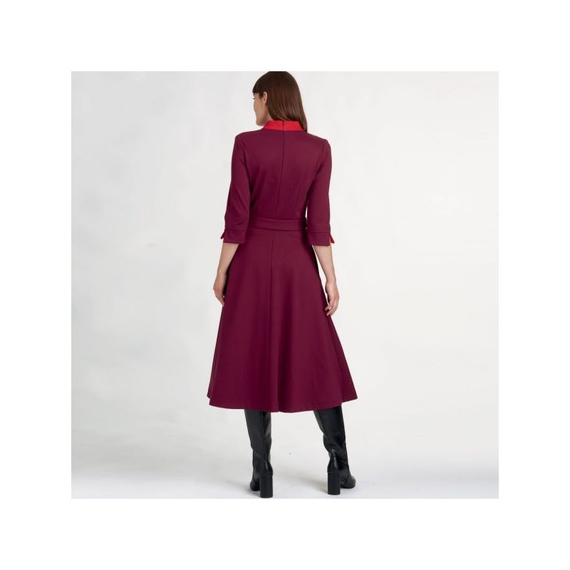 Patron Simplicity 9176.AA - Robe avec haut ajusté et bas évasé