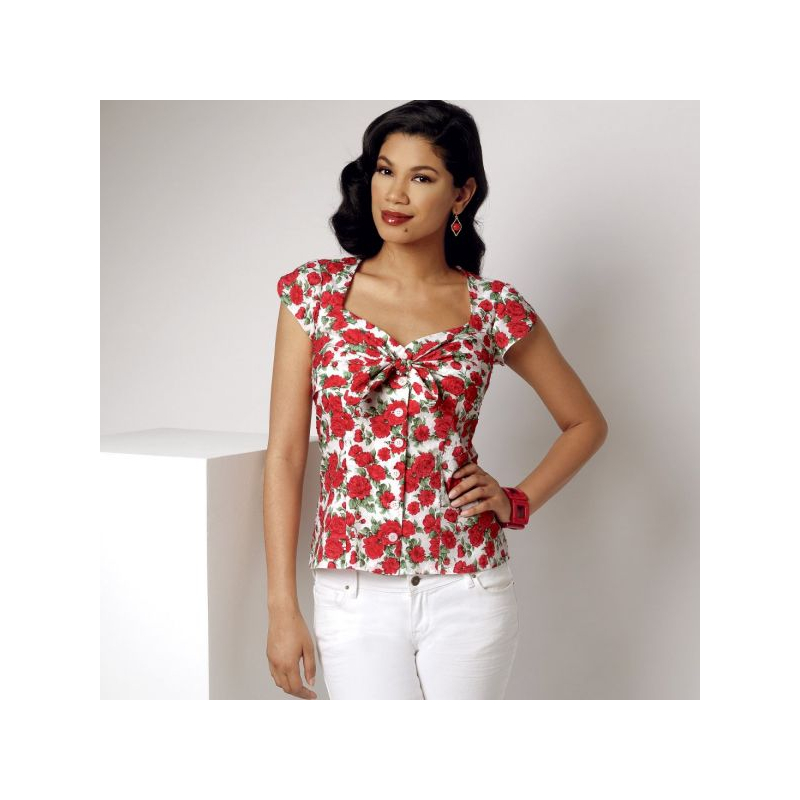 Patron Simplicity 9287.AX5 - Top Femme avec décolleté en cœur, boutonné au devant