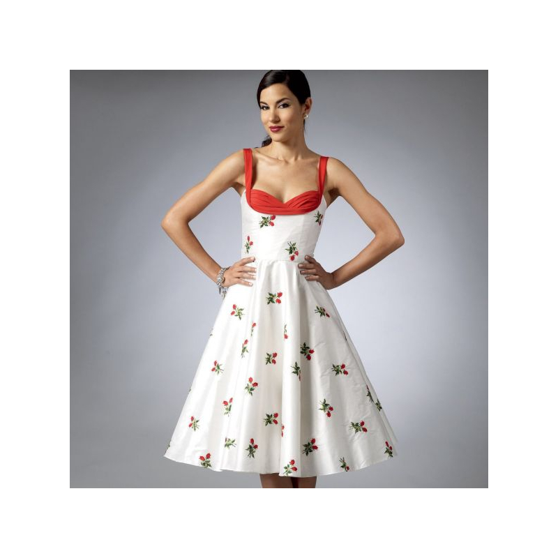 Patron Simplicity 9284.AX5 - Robe Femme avec haut ajusté et décolleté cœur