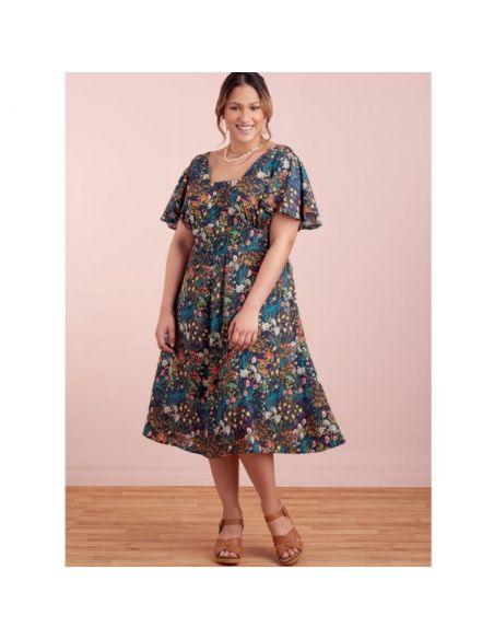 Patron Simplicity 9325.BB - Robe avec haut ajusté et empiècement
