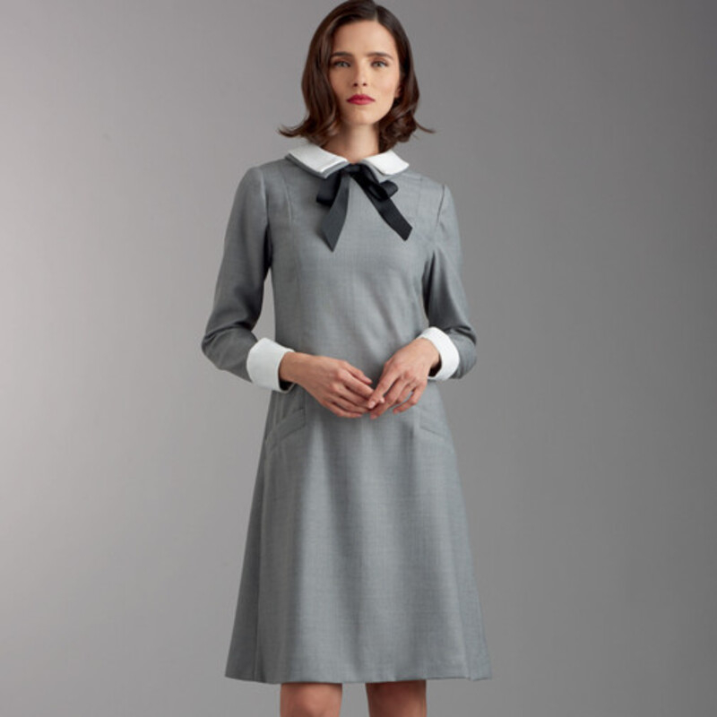 Patron Simplicity 9371.K5 - Robe pour femme et femme avec variations de col, de manchette et de manche