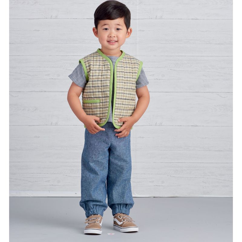 Patron Simplicity S9485.A - Haut en maille, Veste, Gilet, Jupe et Pantalon pour tout petits