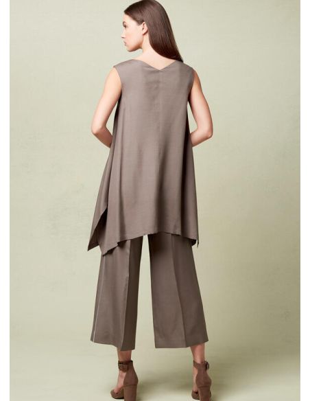 Patron Vogue 1550 A5 - Tuniques à incrustations contrastantes, pantalon ample