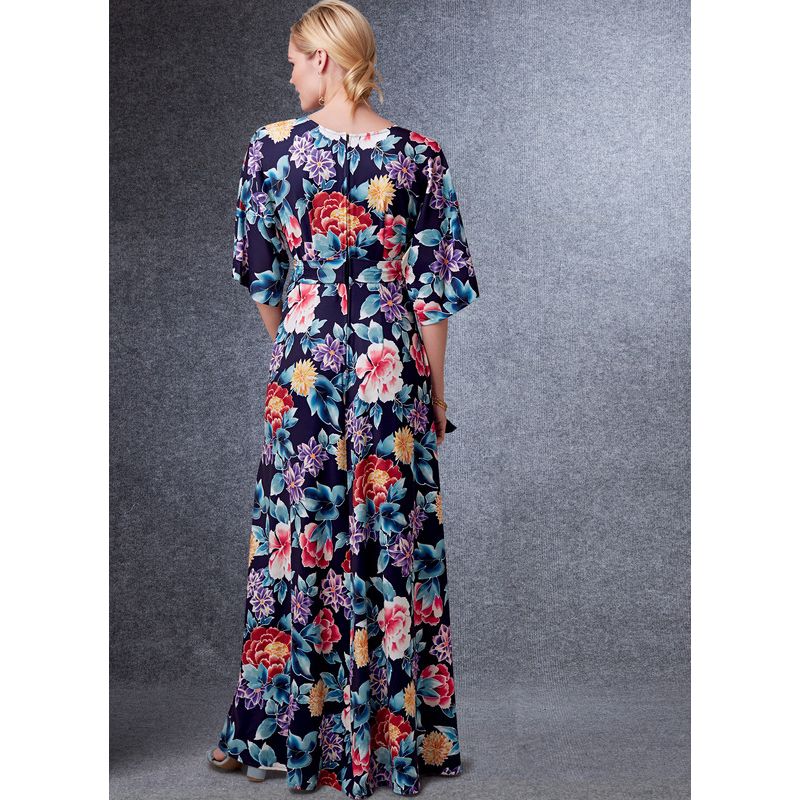 Patron Vogue 1735 ZZ - Robe longue, décollecté plongeant