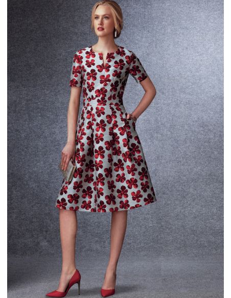 Patron Vogue 1737 E5 - Robe ajustée