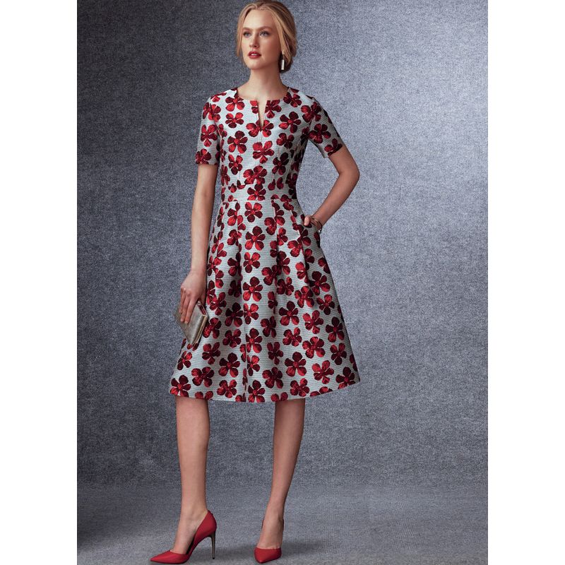 Patron Vogue 1737 A5 - Robe ajustée