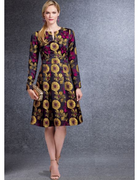 Patron Vogue 1737 A5 - Robe ajustée