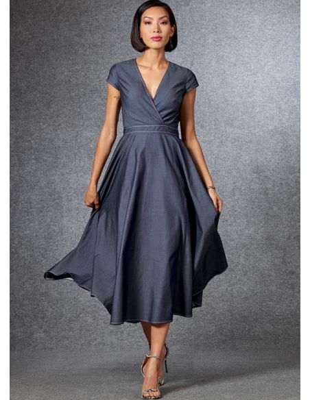 Patron Vogue 1672 A5 - Robes ajustées avec poches