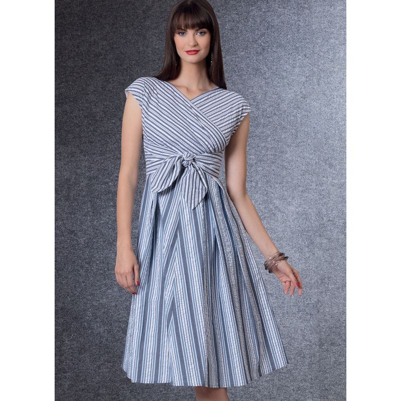 Patron Vogue 1795 A5 - Robe à corsage entrecroisé et ceinture nouer