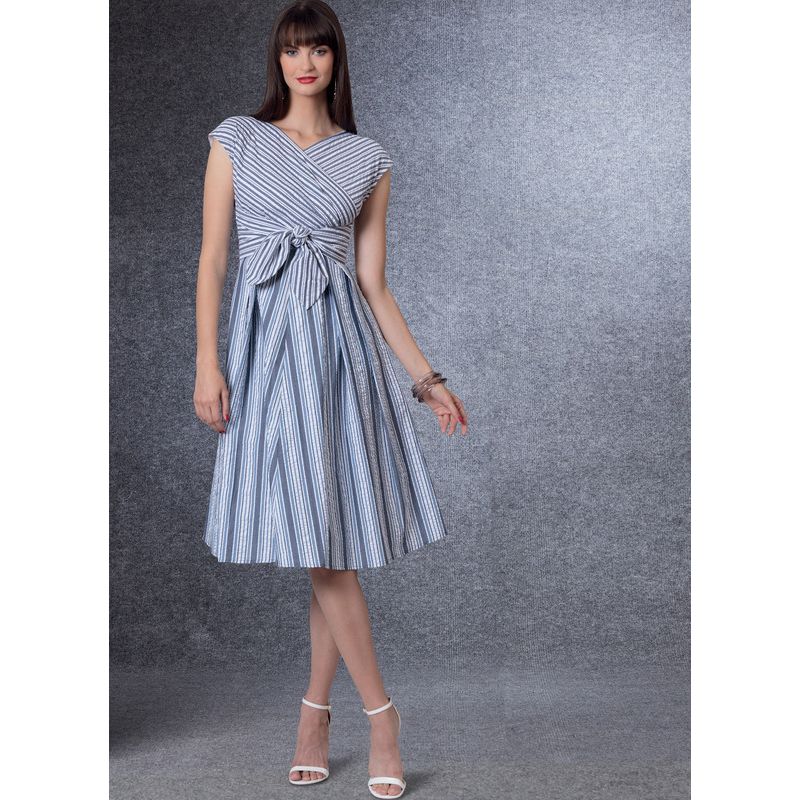 Patron Vogue 1795 E5- Robe à corsage entrecroisé et ceinturenouer
