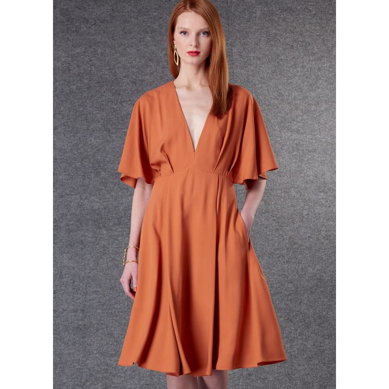 Patron Vogue 1801 Y - Robe évasée à col V avec couture sous-buste