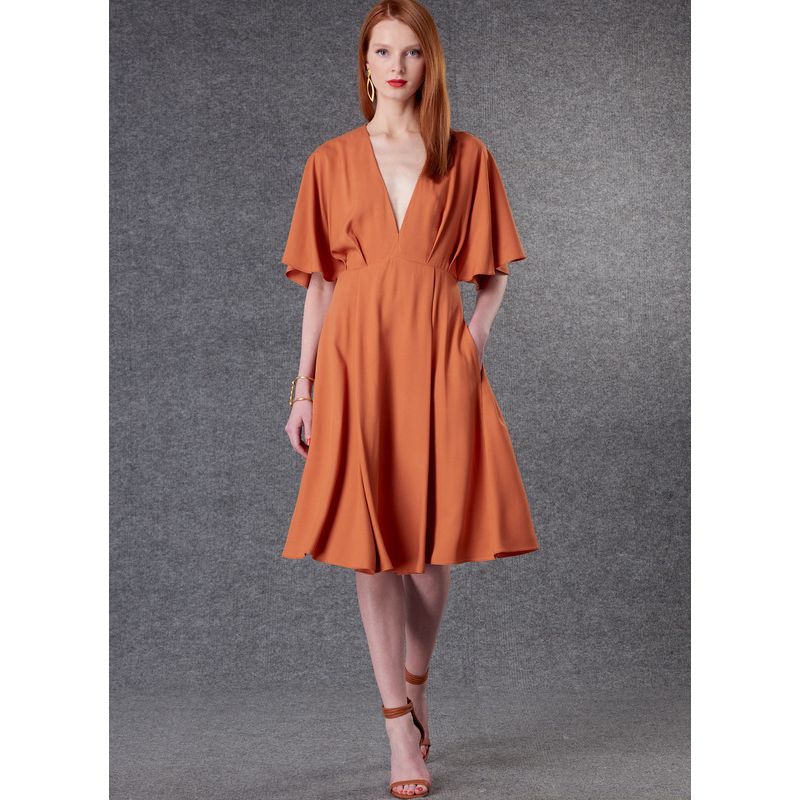 Patron Vogue 1801 Y - Robe évasée à col V avec couture sous-buste