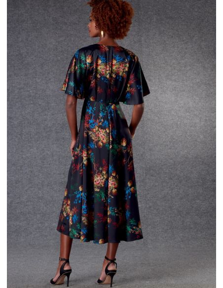 Patron Vogue 1801 Y - Robe évasée à col V avec couture sous-buste