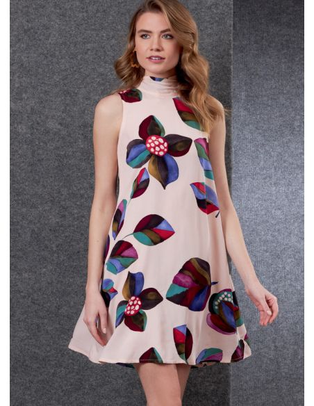 Patron Vogue 1802 A - Robe évasée avec col montant et lien noué à l'arrière