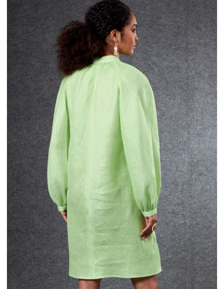Patron Vogue 1803 ZZ - Robe évasée avec col montant et manches raglan volumineuses